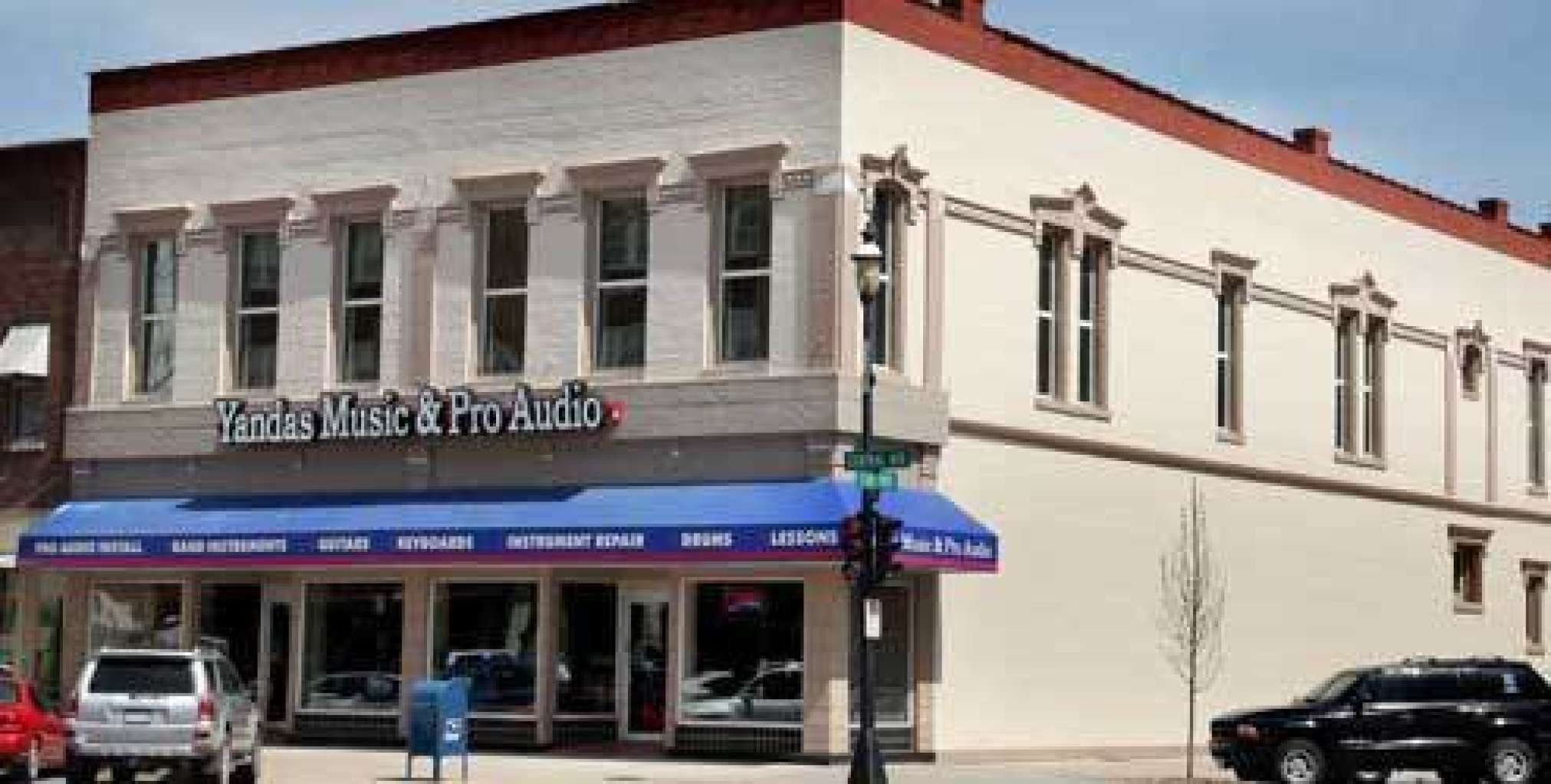 Yandas Music & Pro Audio office